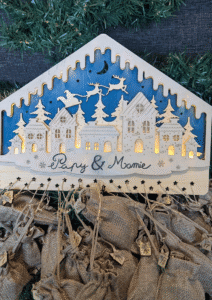 Calendrier de l’Avent en bois, création artisanale poétique de Noël réalisée à Lille.